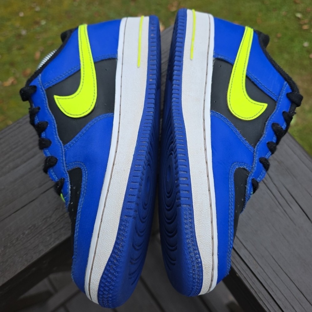 Nike Air Force 1 LV8 FD0302-400 Unisex Blue Volt Black White Sneaker Men's 5.5 - Picture 3 of 9
